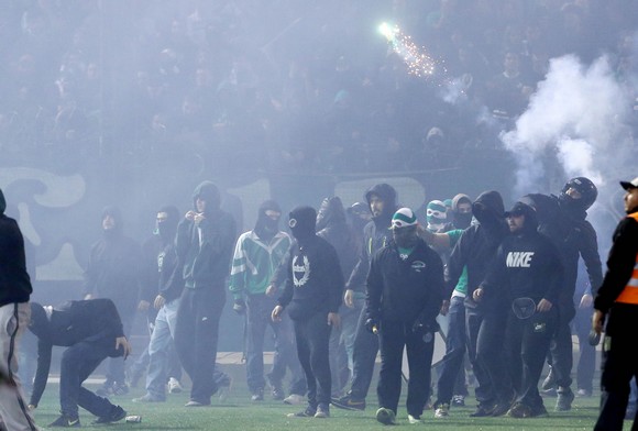 ÐÁÍÁÈÇÍÁÉÊÏÓ - ÏËÕÌÐÉÁÊÏÓ  PANATHINAIKOS - OLYMPIAKOS (SUPERLEAGUE 2015-2016)
