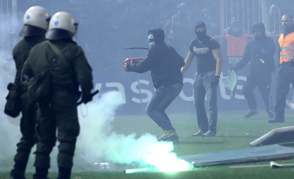 ÐÁÍÁÈÇÍÁÉÊÏÓ - ÏËÕÌÐÉÁÊÏÓ  PANATHINAIKOS - OLYMPIAKOS (SUPERLEAGUE 2015-2016)