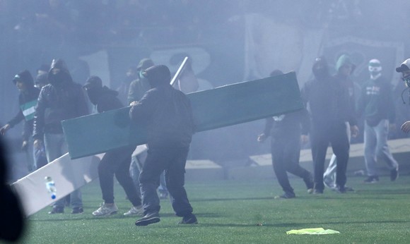 ÐÁÍÁÈÇÍÁÉÊÏÓ - ÏËÕÌÐÉÁÊÏÓ  PANATHINAIKOS - OLYMPIAKOS (SUPERLEAGUE 2015-2016)