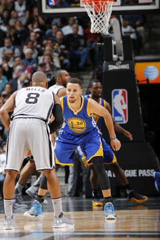 575731679_warriors_spurs_covatta_0243