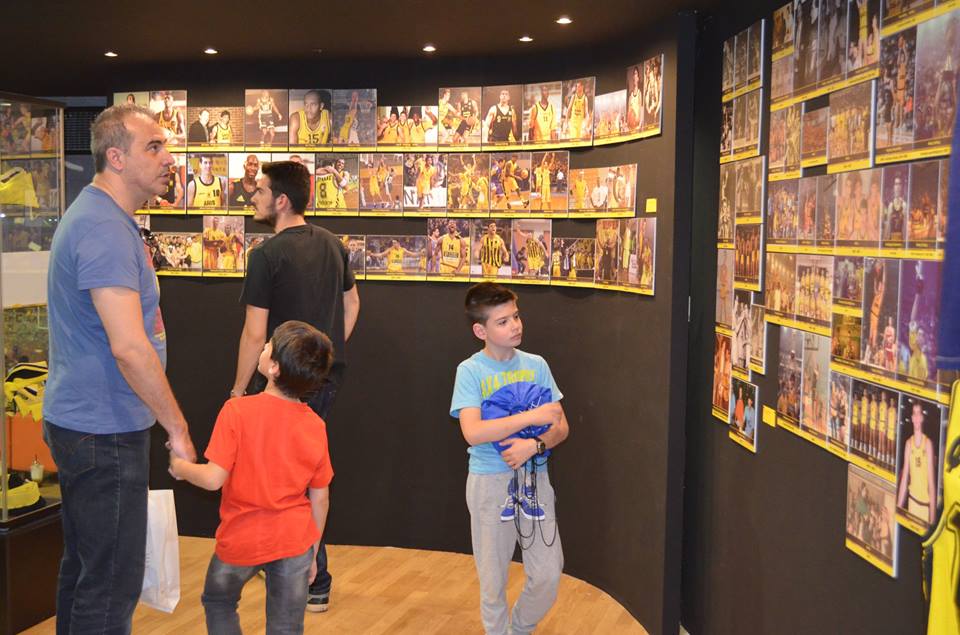 aris_museum_fans_8