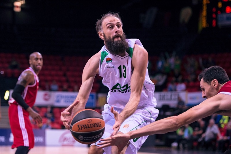 viktor-sanikidze-unics-kazan-qualifying-rounds-2014-photo-lorenzo-janssens