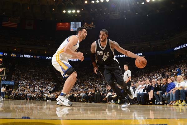 San Antonio Spurs v Golden State Warriors