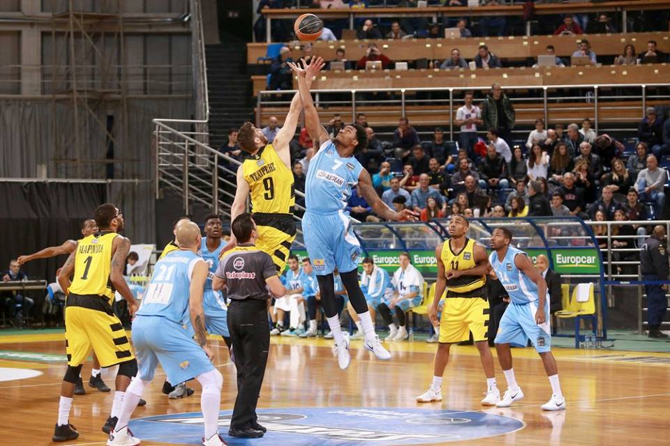 aris_kolossos_jumpball1