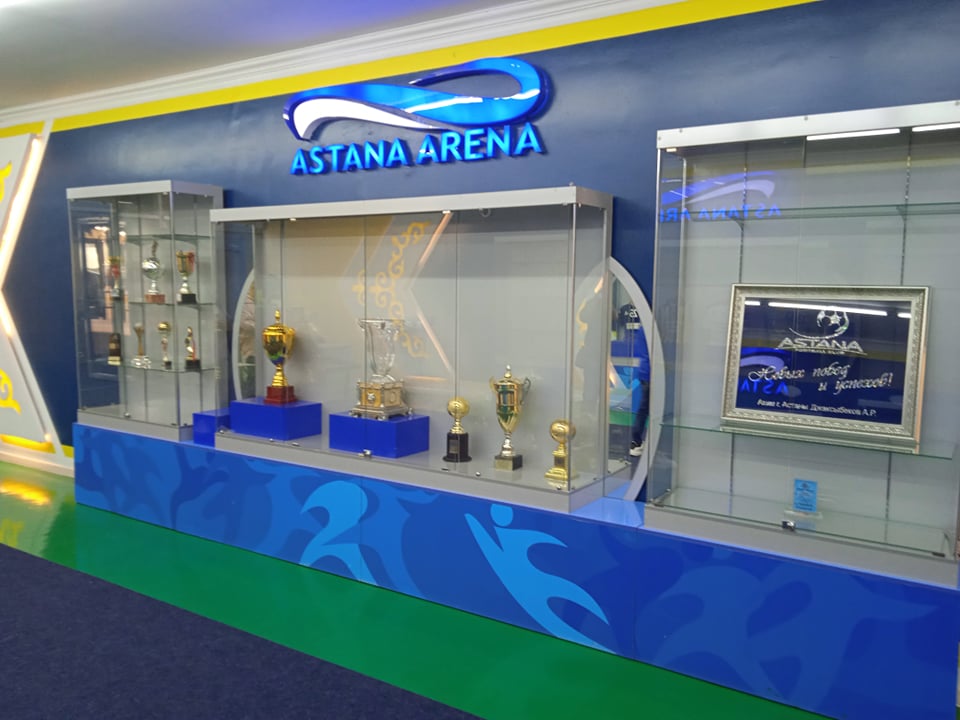 PRESSARIS Αποστολή - Εξαιρετική η Astana Arena και στα ...